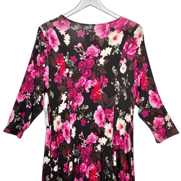 NEW Torrid Black Pink Floral V Neck 3/4 Supersoft Women’s Skater Dress Sz 1X - Picture 12 of 13